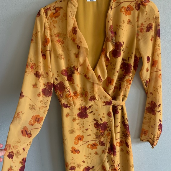 Aritzia Dresses & Skirts - ARITZIA • WILFRED louise mini wrap dress S